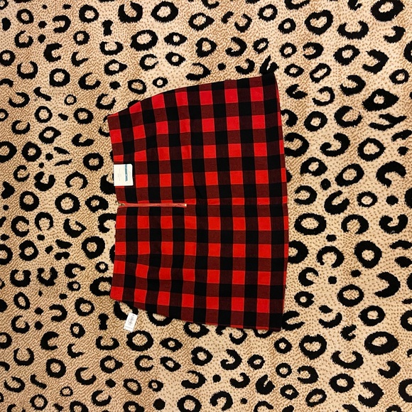 Red and Black Gingham Mini Skirt - Picture 2 of 7